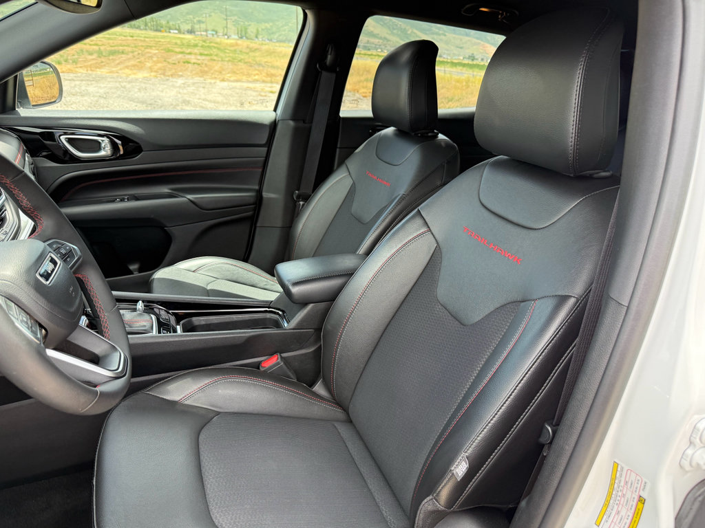 Used 2023 Jeep Compass Trailhawk AWD/4WD image 15