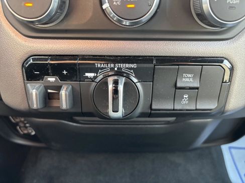 Used 2023 RAM 1500 Big Horn w/ Trailer Tow Group image 27