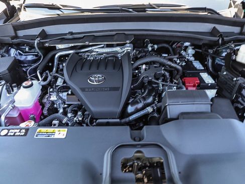 Used 2026 Toyota Grand Highlander AWD image 26
