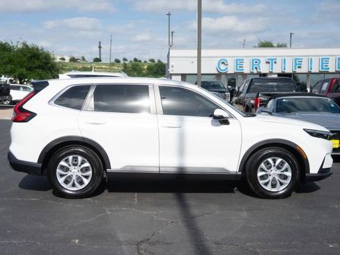 Used 2024 Honda CR-V LX image 5