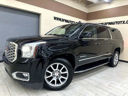 Used 2020 GMC Yukon XL Denali image 1