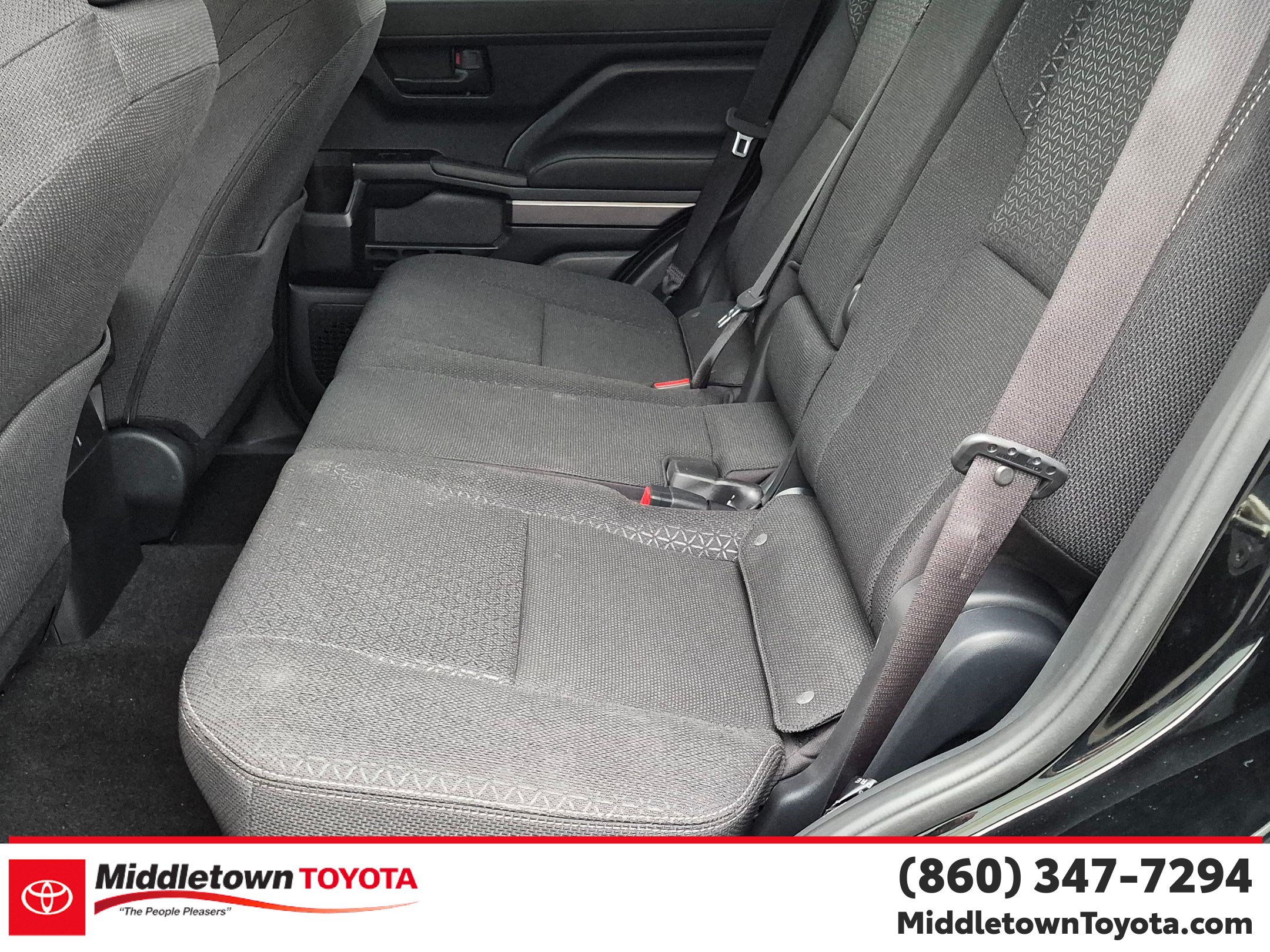 Certified 2025 Toyota 4Runner SR5 AWD/4WD image 30