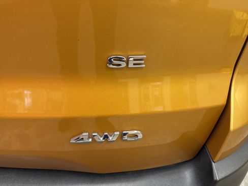 Used 2021 Ford EcoSport SE image 10