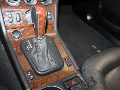 Used 2002 BMW Z3 2.5i RWD image 19