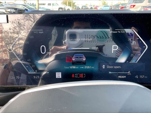 Used 2025 BMW i4 eDrive40 w/ Premium Package image 22