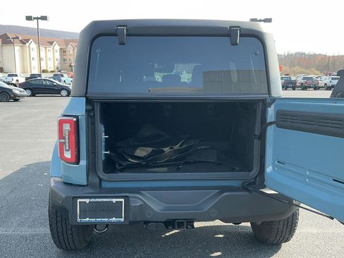 Used 2022 Ford Bronco Outer Banks image 9