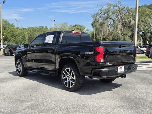 Used 2024 Chevrolet Colorado Z71 w/ Z71 Convenience Package 2 AWD/4WD image 4