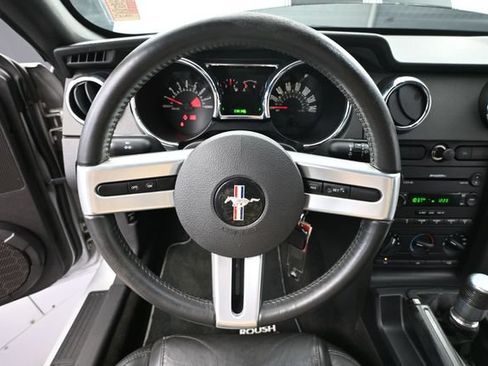 Used 2006 Ford Mustang GT Premium RWD image 24