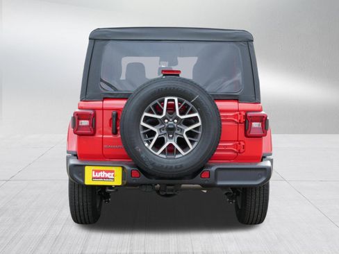 New 2026 Jeep Wrangler Unlimited Sahara AWD/4WD image 6