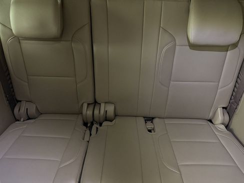 Used 2017 Chevrolet Tahoe Premier image 17