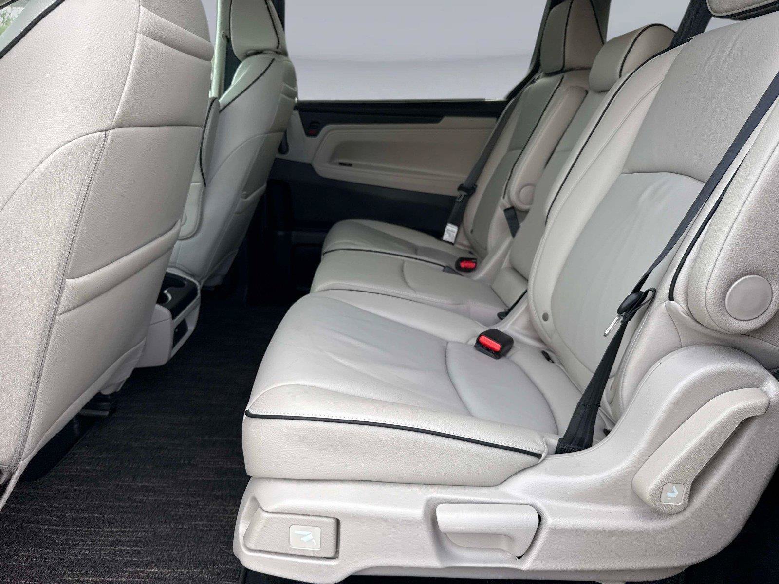 Certified 2026 Honda Odyssey Touring image 14