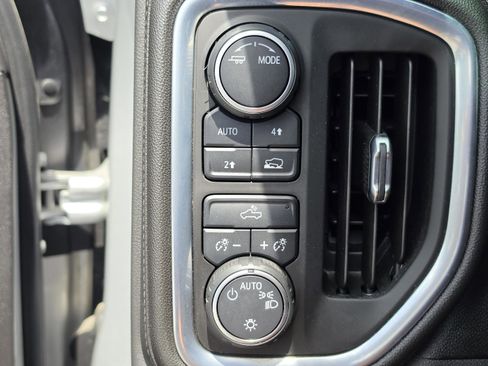 Used 2021 Chevrolet Silverado 1500 LT w/ Bed Protection Package AWD/4WD image 29