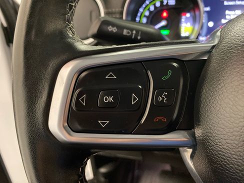 Used 2023 Jeep Wrangler Sahara w/ Cold Weather Group image 21