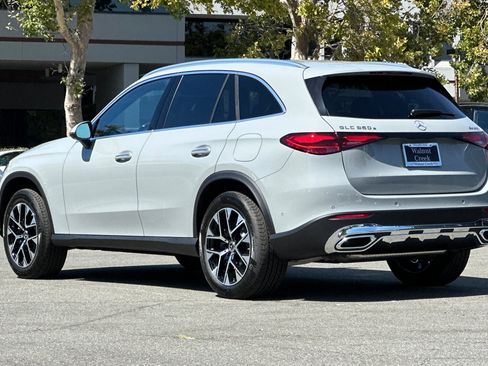 New 2026 Mercedes-Benz GLC 350e 4MATIC image 3