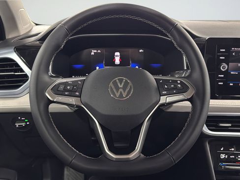 New 2026 Volkswagen Taos SE AWD/4WD image 35