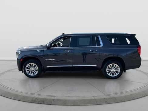 Used 2023 GMC Yukon XL SLT w/ SLT Premium Package AWD/4WD image 5