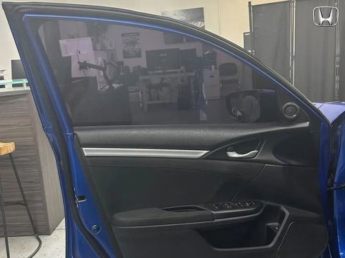 Used 2021 Honda Civic EX image 9