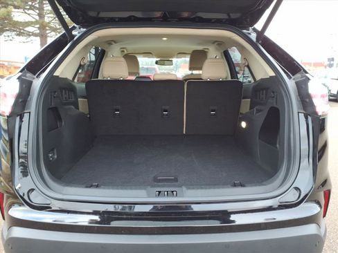 Certified 2024 Ford Edge SEL w/ Convenience Package image 10