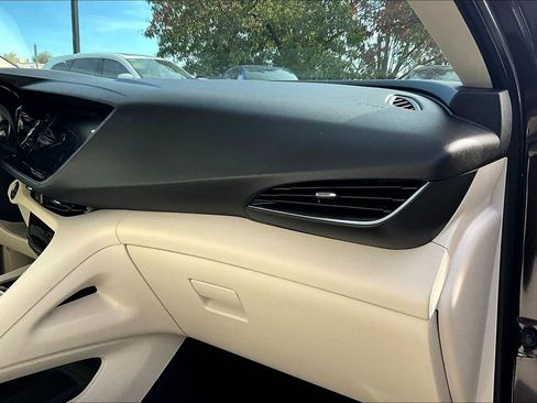 Used 2021 Buick Envision Avenir image 22
