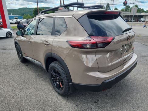 New 2026 Nissan Rogue SV AWD/4WD image 6