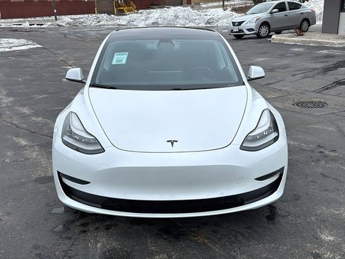 Used 2019 Tesla Model 3 Long Range image 3