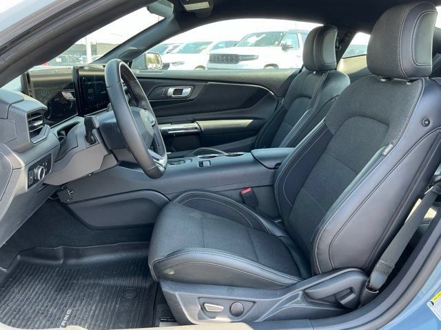 Used 2024 Ford Mustang Coupe RWD image 16