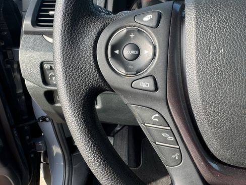 Used 2023 Honda Ridgeline Sport image 13