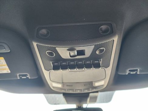 Used 2022 Ford F250 Lariat w/ Chrome Package image 18