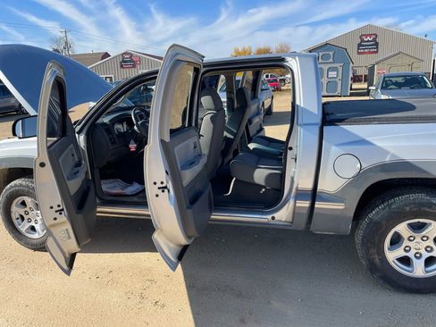 Used 2007 Dodge Dakota SLT w/ Trailer Tow Group image 11