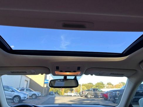 Used 2014 Lexus IS 250 AWD w/ Luxury Package w/Brown Wood image 10