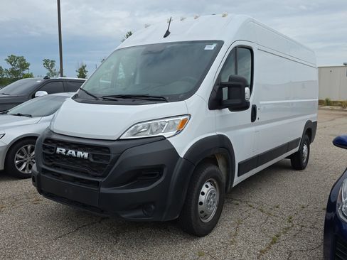 Used 2023 RAM ProMaster 2500 FWD image 1
