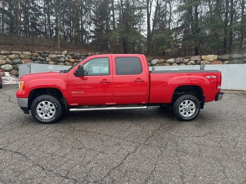 Used 2012 GMC Sierra 2500 SLT w/ SLT Convenience Package image 2
