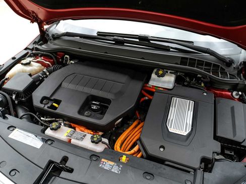 Used 2015 Chevrolet Volt w/ Enhanced Safety Package 1 FWD image 46