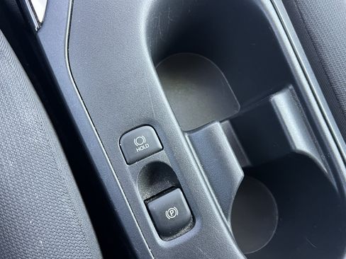 Used 2024 Toyota Corolla LE FWD image 30