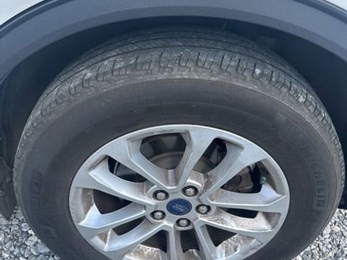 Certified 2022 Ford Escape SE w/ Convenience Package image 11