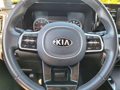 Used 2021 Kia Sorento S image 29