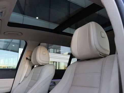 Used 2021 Mercedes-Benz GLS 580 4MATIC image 13