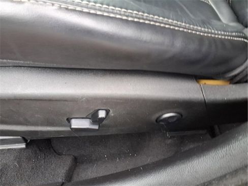 Used 2016 Chrysler 300 S image 11