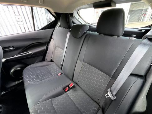 Certified 2024 Nissan Kicks SV image 19