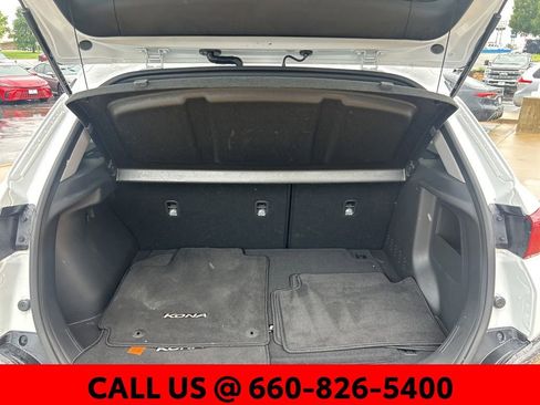 Used 2023 Hyundai Kona SEL AWD/4WD image 10