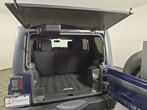 Used 2013 Jeep Wrangler Unlimited Sahara w/ Trailer Tow Group AWD/4WD image 27