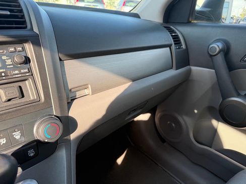 Used 2011 Honda CR-V LX image 18