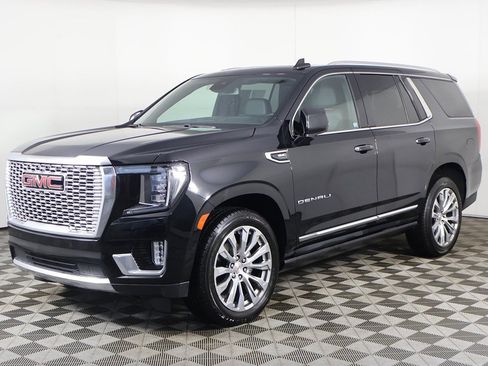 Used 2023 GMC Yukon Denali image 15