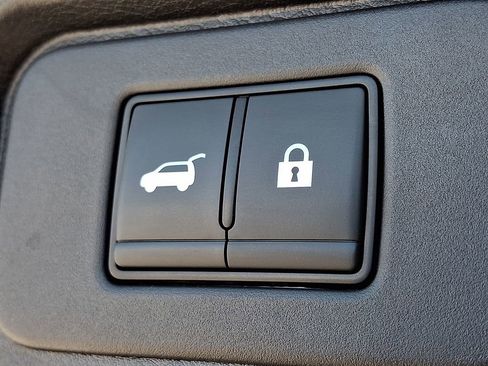 Used 2025 Nissan Rogue SV w/ Rock Creek Premium Package image 29