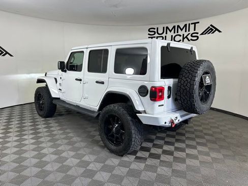 Used 2021 Jeep Wrangler Unlimited Sahara AWD/4WD image 11