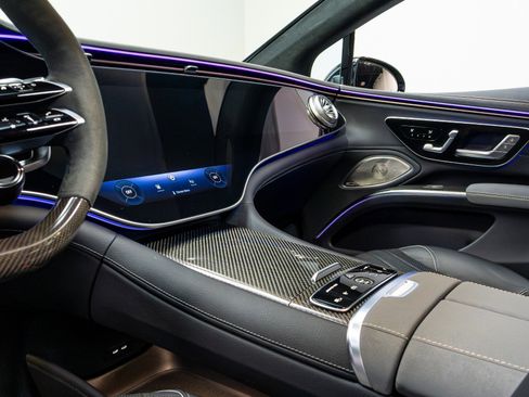 Used 2023 Mercedes-Benz EQS AMG 4MATIC image 12