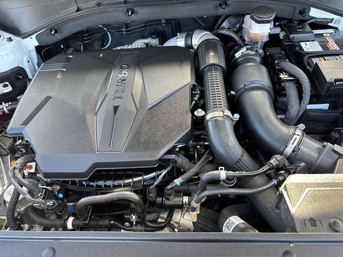 Used 2023 Kia Sorento SX image 11