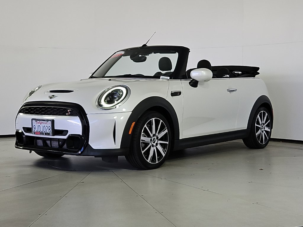 Used 2024 MINI Cooper S FWD image 2