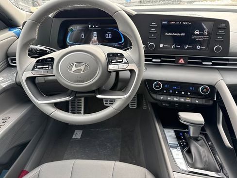 New 2026 Hyundai Elantra SEL Sport image 18