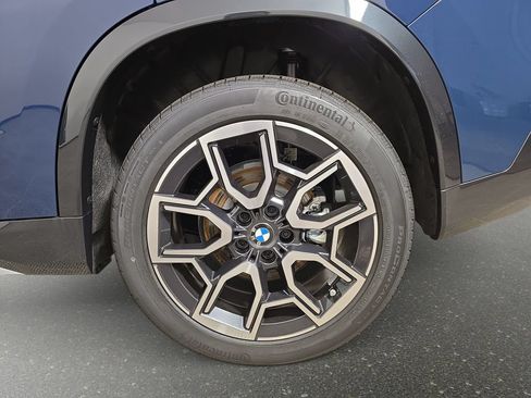 New 2026 BMW X1 xDrive28i w/ Convenience Package AWD/4WD image 34